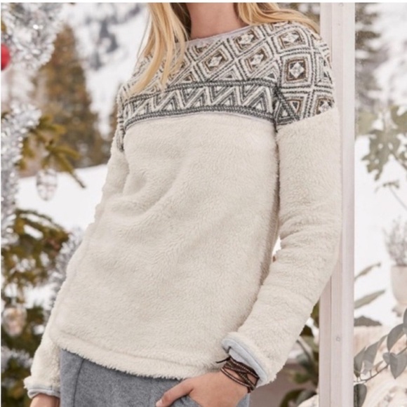 SUNDANCE size medium Haven Sherpa Fleece Embroidered Beaded Top Shirt Sweatshirt - Picture 1 of 8